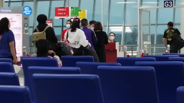 ピサヌローク空港の搭乗ゲート