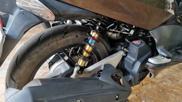 PXC150（KF12)とYSSリアサスペンション