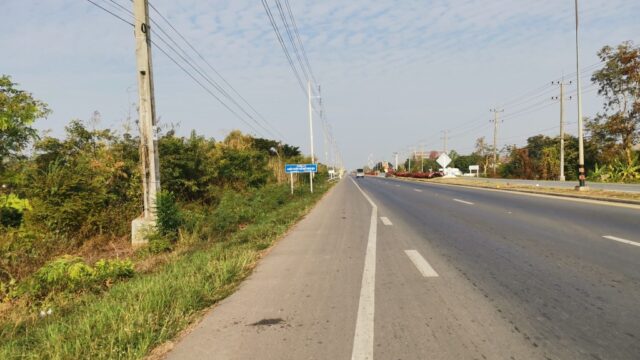 スコータイまでの国道