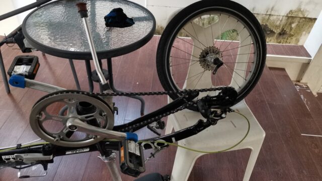 DAHON Routeの後輪パンク修理